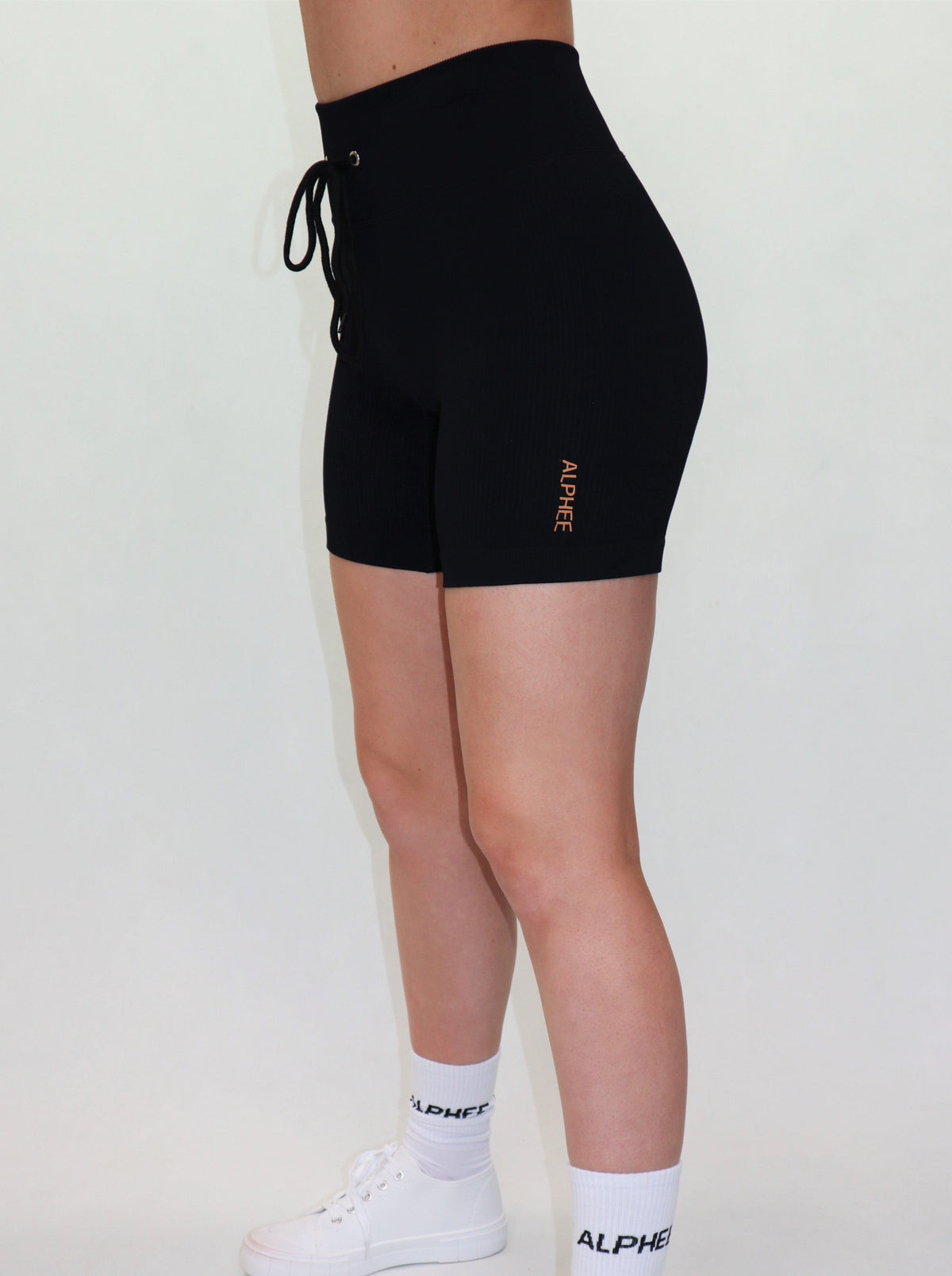 The Ribbed Shorts - Black