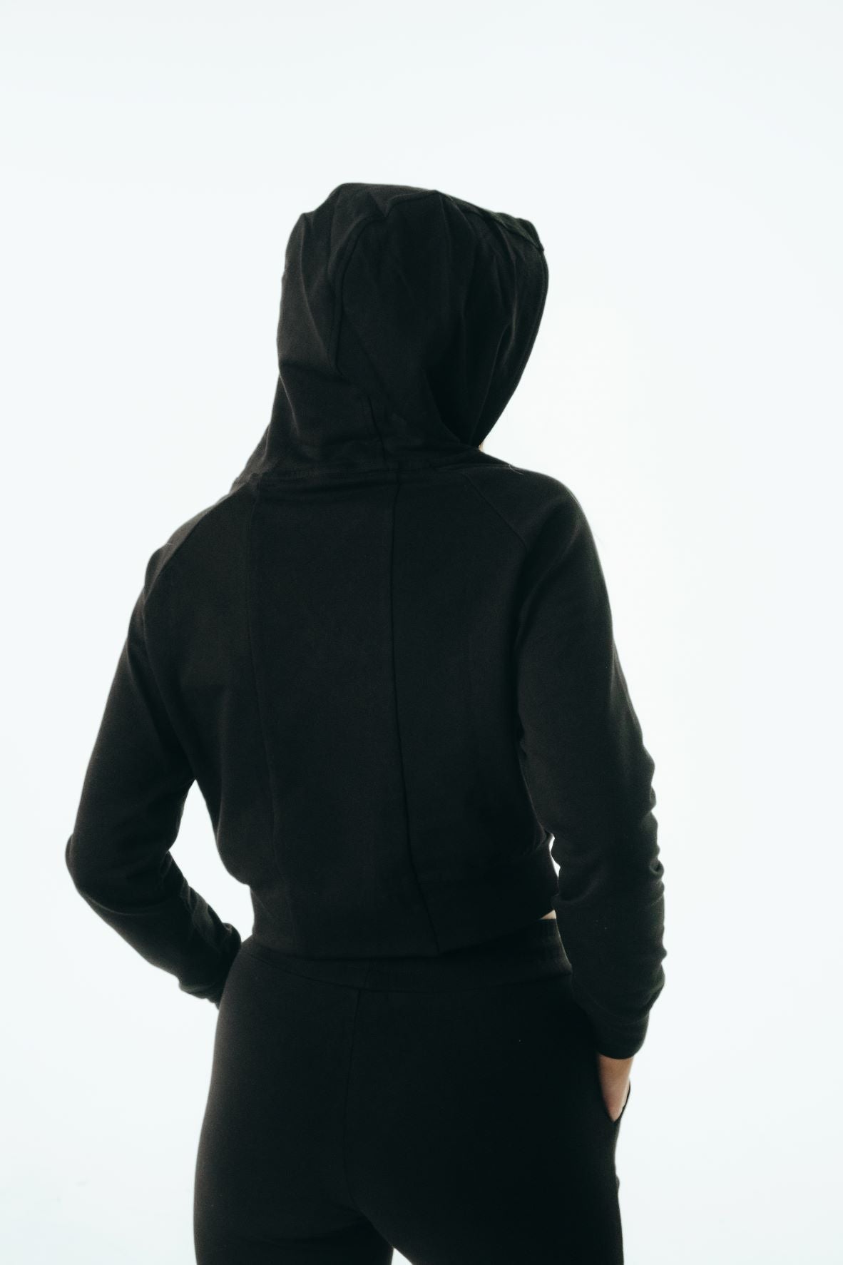The Cropped Hoodie - Black