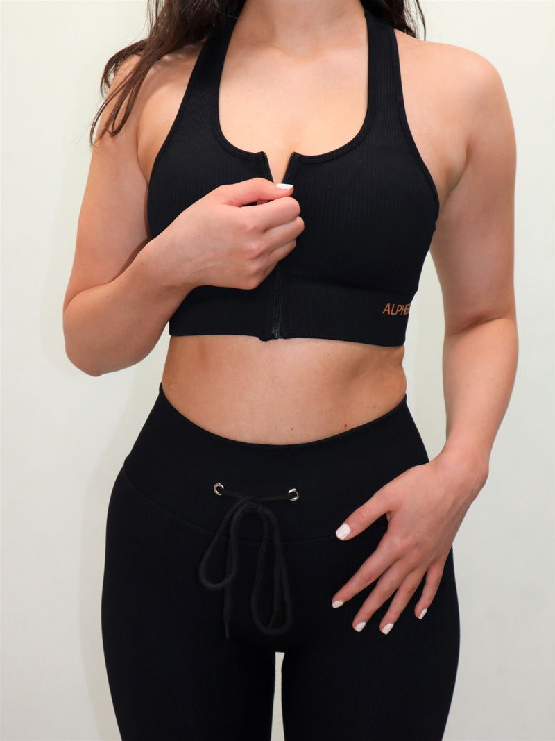 The Ribbed Full Zip Sports Bra - Black